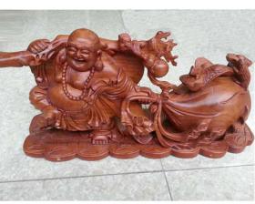 Phật di lặc gỗ cẩm